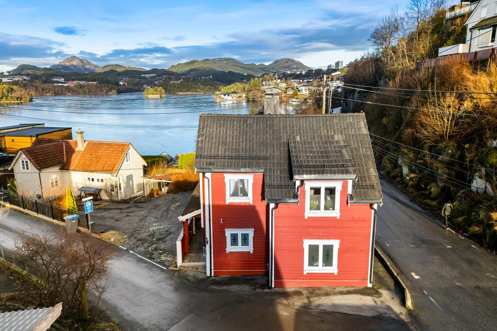 Hus 3